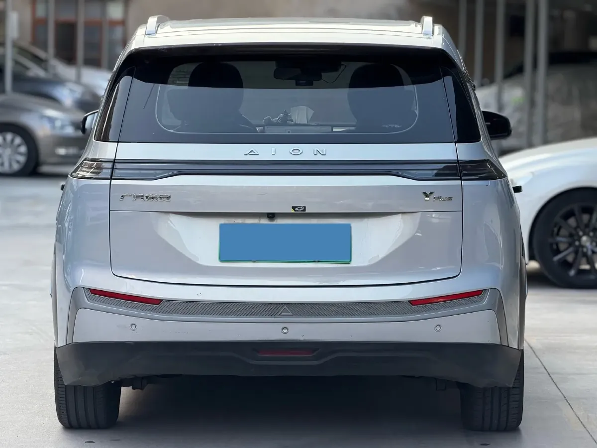 2023 GAC Trumpchi GS4 1.5T 177HP L4 6AT,autocango,china used car exporter,china ev exporter,chinese used car exporter,chinese used ev exporter