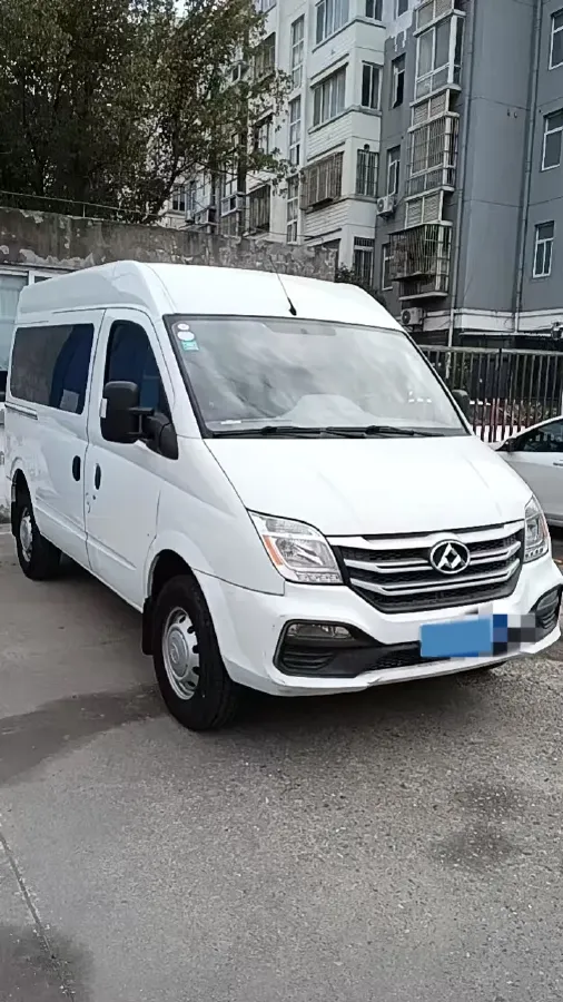 2018 MAXUS XinTu V80 2.5T 136HP L4 6MT,autocango,china used car exporter,china ev exporter,chinese used car exporter,chinese used ev exporter