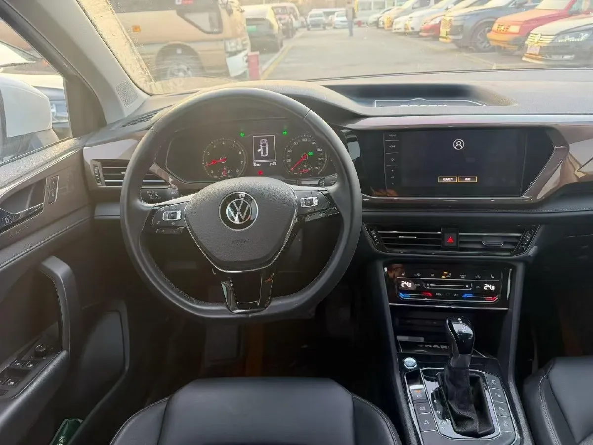 2021 Volkswagen Tharu 1.4T 150HP L4 7DCT,autocango,china used car exporter,china ev exporter,chinese used car exporter,chinese used ev exporter