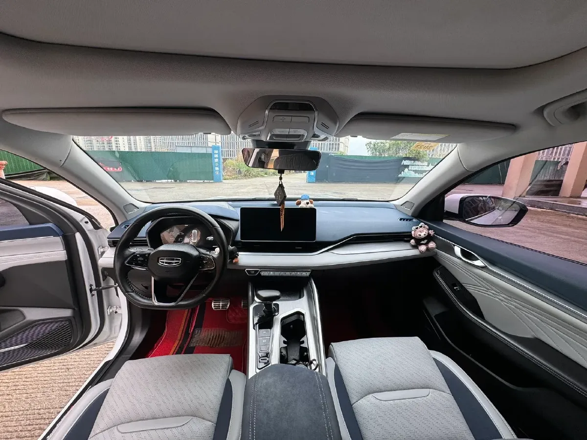 2021 Geely Preface 2.0T 190HP L4 7DCT,autocango,china used car exporter,china ev exporter,chinese used car exporter,chinese used ev exporter