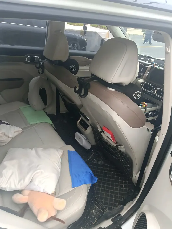 2020 Geely ICON 1.5T 177HP L3 7DCT,autocango,china used car exporter,china ev exporter,chinese used car exporter,chinese used ev exporter