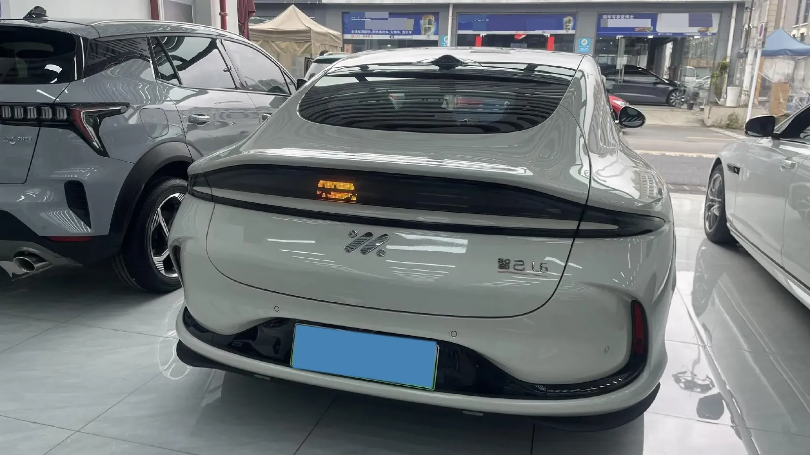 2025 IM L6 BEV,autocango,china used car exporter,china ev exporter,chinese used car exporter,chinese used ev exporter