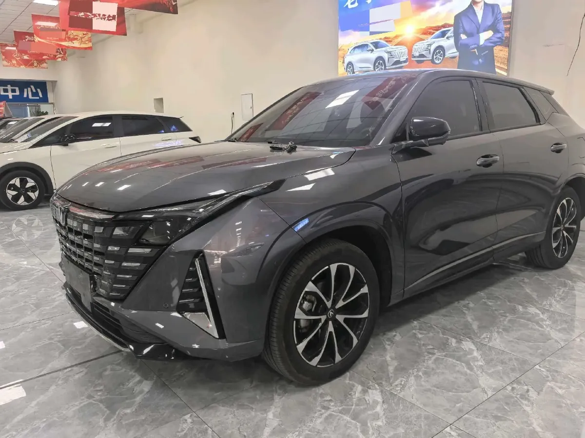 2024 ChangAn UNI-Z 1.5L 98HP L4 E-CVT PHEV 18.4KWH,autocango,china used car exporter,china ev exporter,chinese used car exporter,chinese used ev exporter
