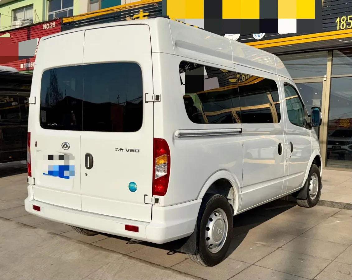2023 MAXUS XinTu V80 2.0T 127HP L4 6MT,autocango,china used car exporter,china ev exporter,chinese used car exporter,chinese used ev exporter
