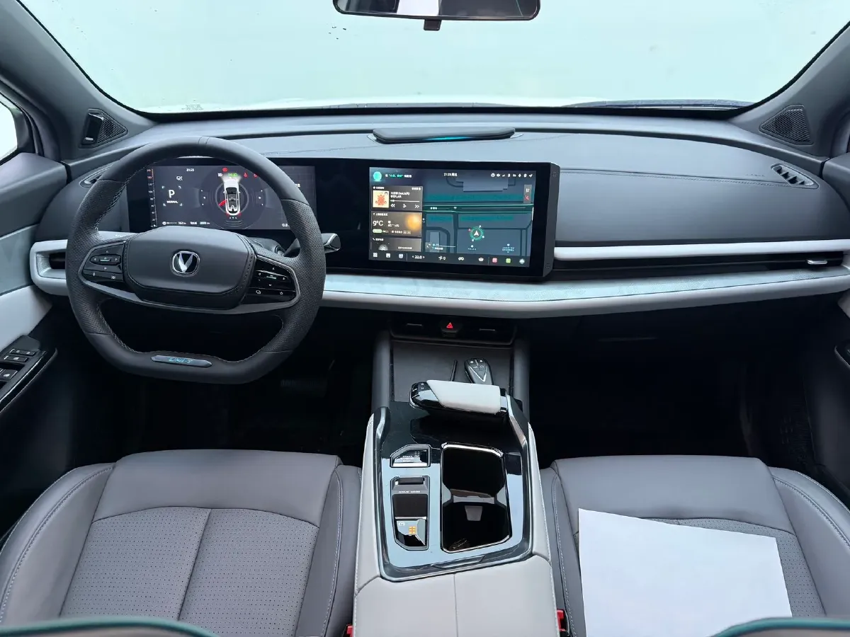 2023 ChangAn UNI-T 1.5T 188HP L4 7DCT,autocango,china used car exporter,china ev exporter,chinese used car exporter,chinese used ev exporter