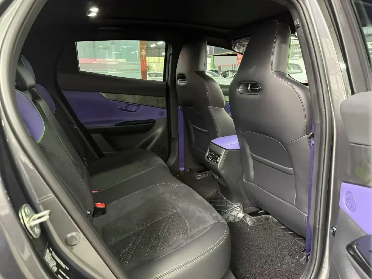 2023 ChangAn UNI-T 1.5T 188HP L4 7DCT,autocango,china used car exporter,china ev exporter,chinese used car exporter,chinese used ev exporter