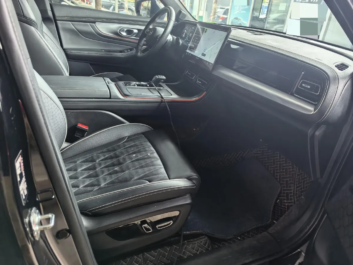 2022 GAC Trumpchi GS8 2.0T 252HP L4 8AT,autocango,china used car exporter,china ev exporter,chinese used car exporter,chinese used ev exporter