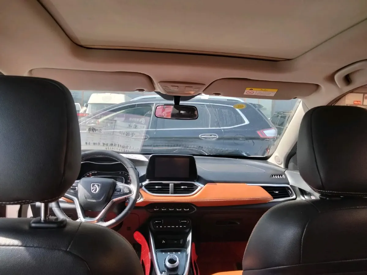 2019 Yema BoJun 1.5L 112HP L4 5MT,autocango,china used car exporter,china ev exporter,chinese used car exporter,chinese used ev exporter