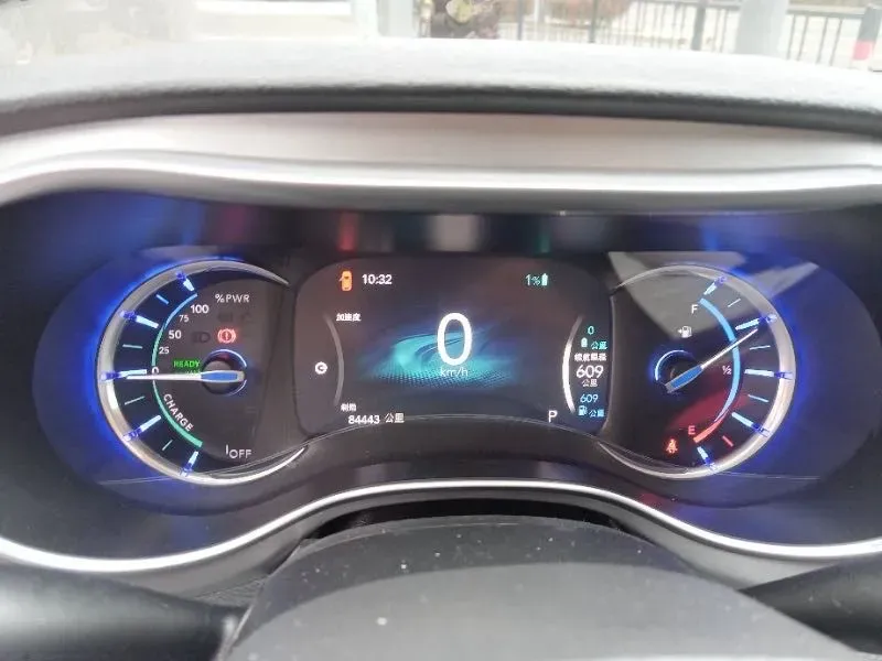 2018 Chrysler Pacifica 3.6L 245HP V6 E-CVT PHEV 16KWH,autocango,china used car exporter,china ev exporter,chinese used car exporter,chinese used ev exporter