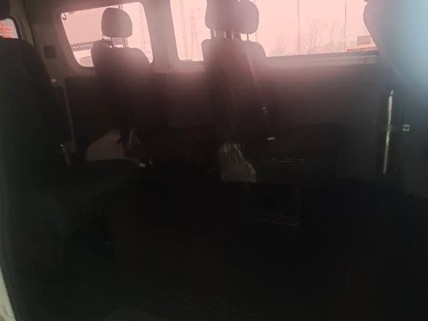 2024 MAXUS XinTu V80 2.0T 126HP L4 6MT,autocango,china used car exporter,china ev exporter,chinese used car exporter,chinese used ev exporter