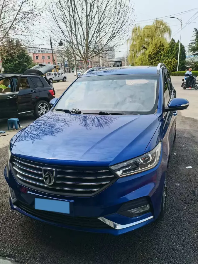 2018 BaoJun 360 1.5L 112HP L4 6MT,autocango,china used car exporter,china ev exporter,chinese used car exporter,chinese used ev exporter