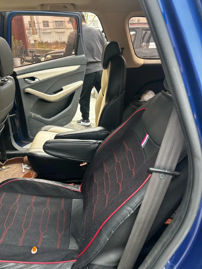 2018 BaoJun 360 1.5L 112HP L4 6MT,autocango,china used car exporter,china ev exporter,chinese used car exporter,chinese used ev exporter