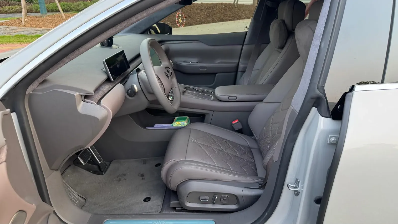 2024 NIO ET7 BEV 75KWH,autocango,china used car exporter,china ev exporter,chinese used car exporter,chinese used ev exporter