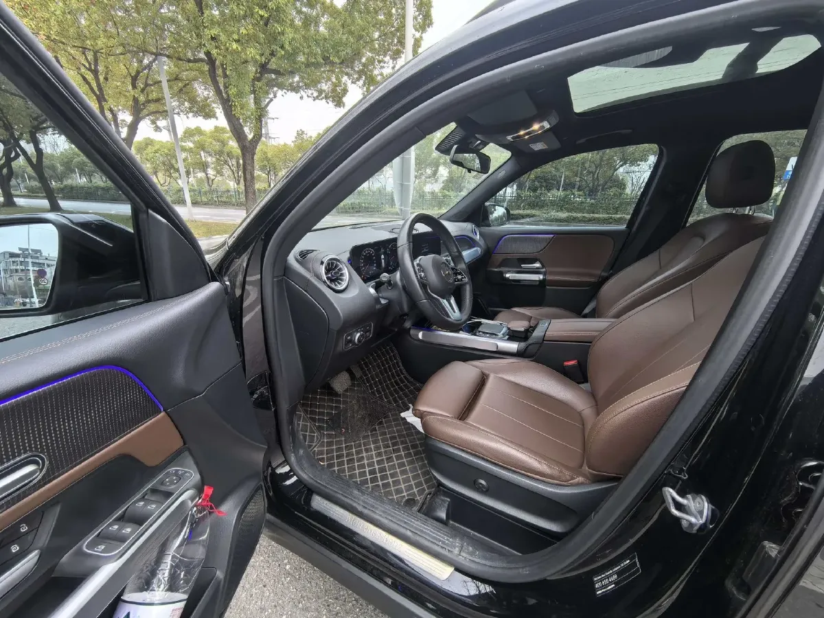 2022 Mercedes-Benz GLB Class 2.0T 190HP L4 8DCT,autocango,china used car exporter,china ev exporter,chinese used car exporter,chinese used ev exporter