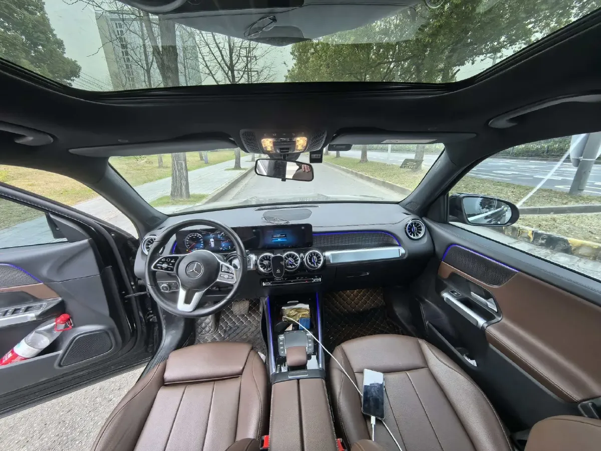 2022 Mercedes-Benz GLB Class 2.0T 190HP L4 8DCT,autocango,china used car exporter,china ev exporter,chinese used car exporter,chinese used ev exporter