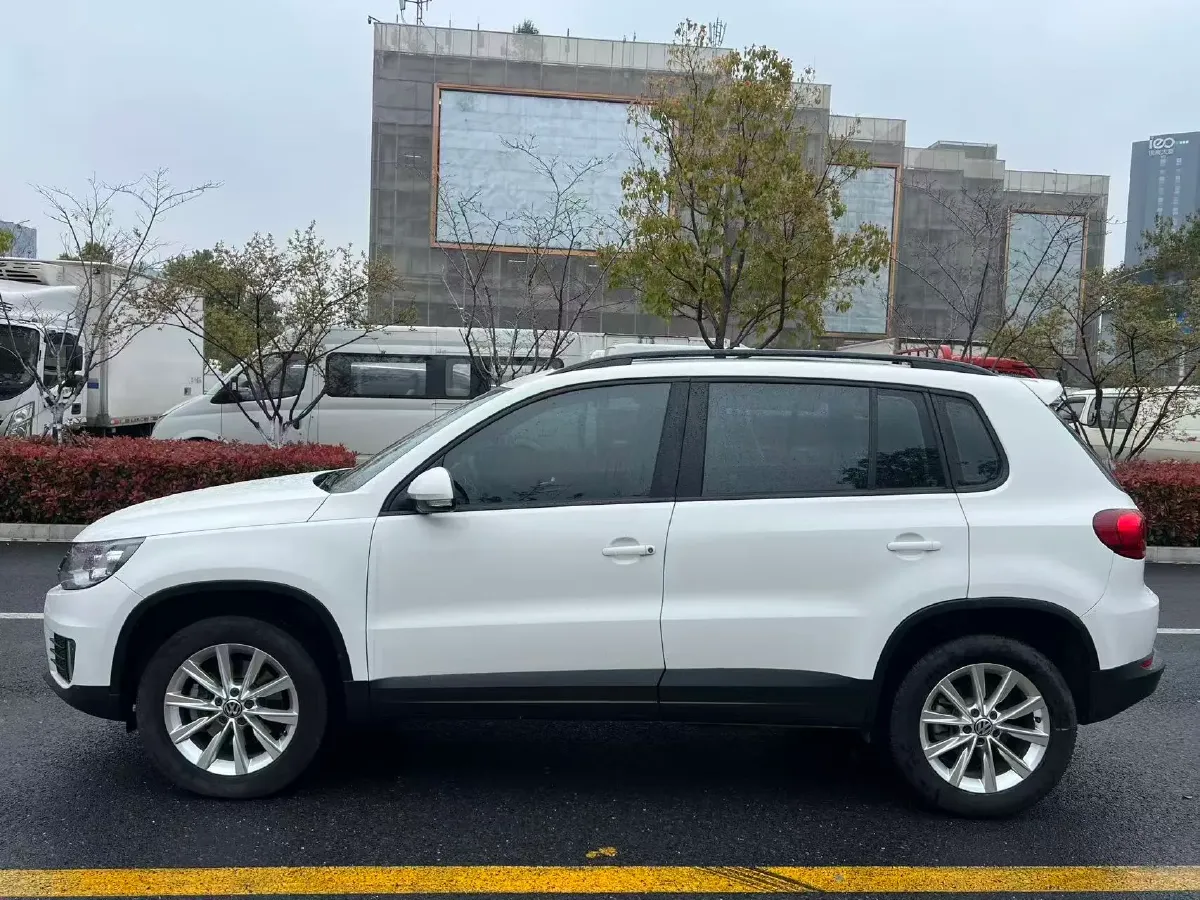 2017 Haval H9 2.0T 190HP L4 8AT,autocango,china used car exporter,china ev exporter,chinese used car exporter,chinese used ev exporter