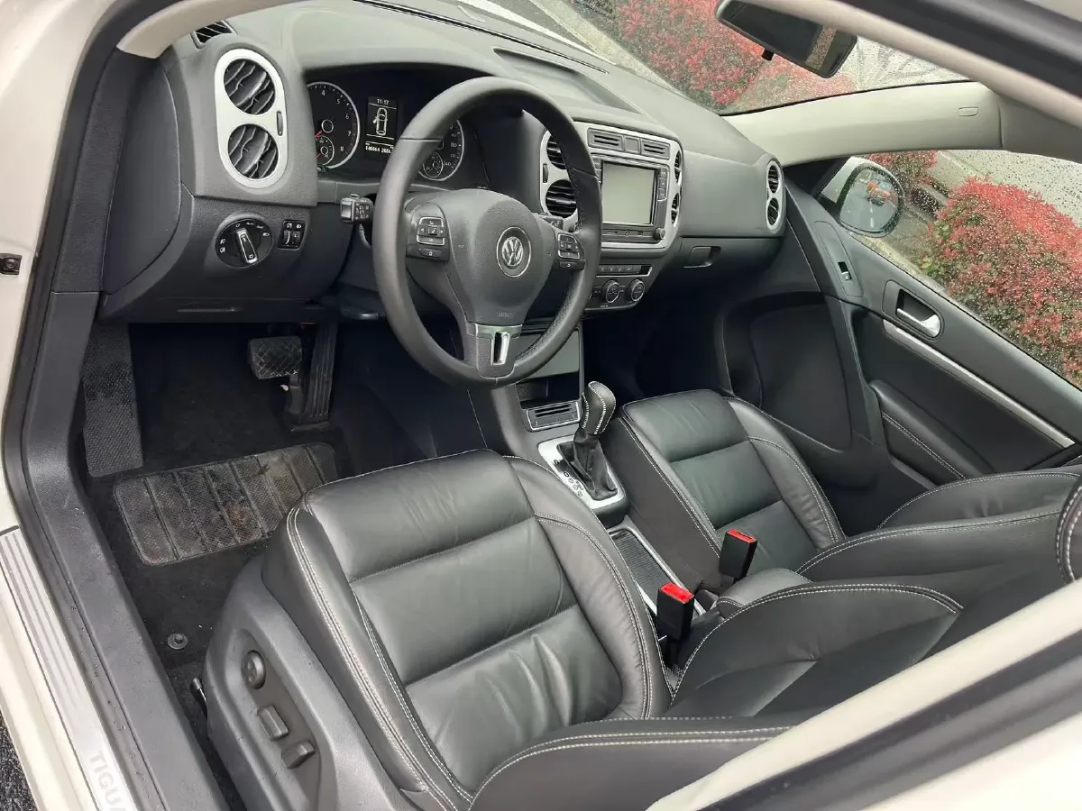 2017 Haval H9 2.0T 190HP L4 8AT,autocango,china used car exporter,china ev exporter,chinese used car exporter,chinese used ev exporter