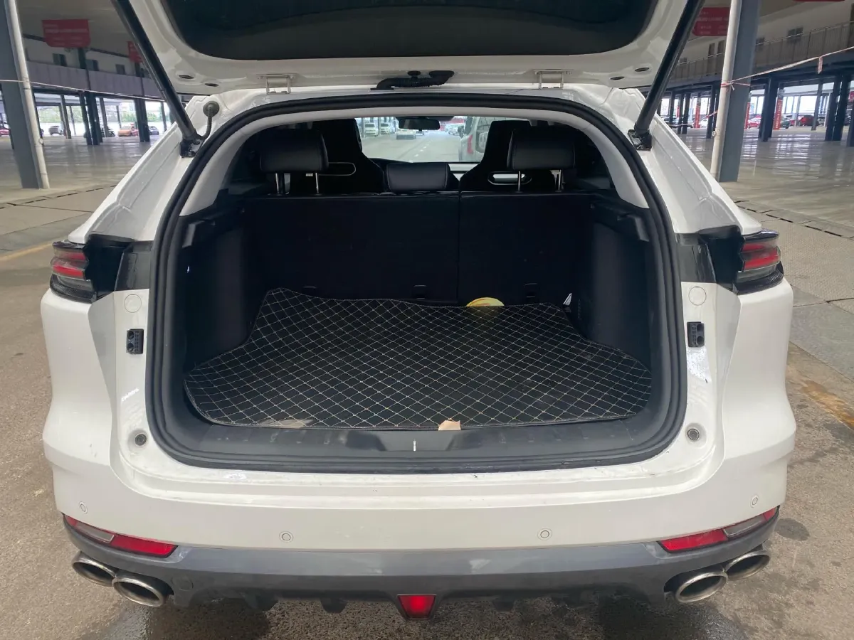 2021 ChangAn UNI-K 2.0T 233HP L4 8AT,autocango,china used car exporter,china ev exporter,chinese used car exporter,chinese used ev exporter