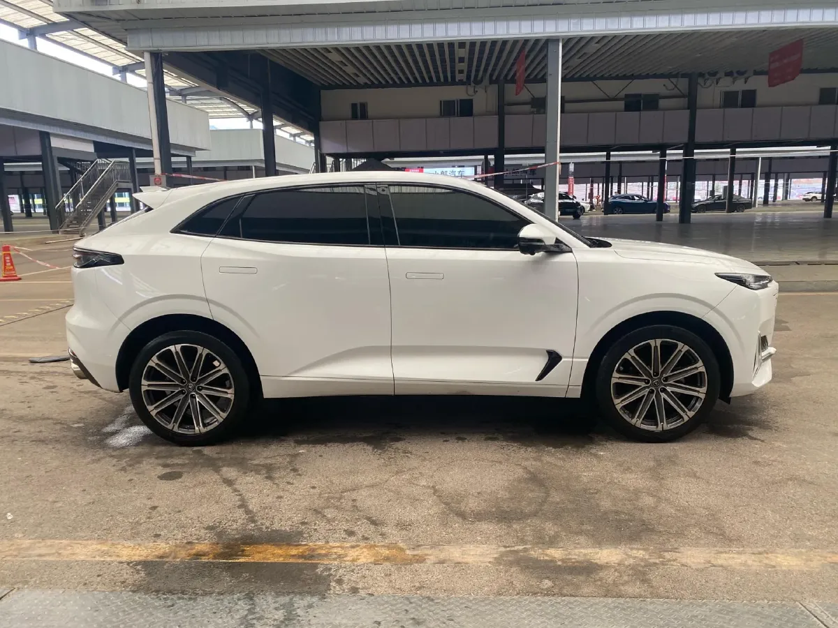 2021 ChangAn UNI-K 2.0T 233HP L4 8AT,autocango,china used car exporter,china ev exporter,chinese used car exporter,chinese used ev exporter