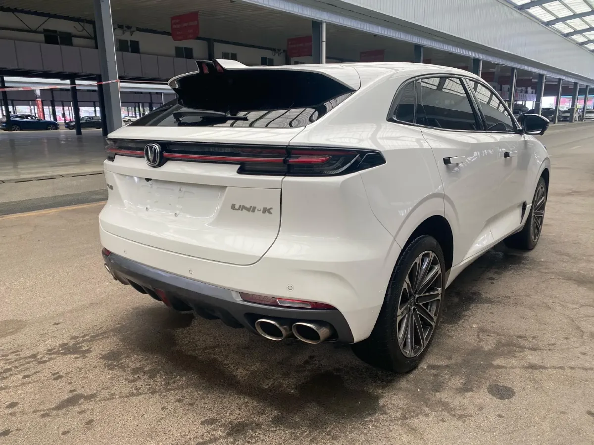 2021 ChangAn UNI-K 2.0T 233HP L4 8AT,autocango,china used car exporter,china ev exporter,chinese used car exporter,chinese used ev exporter