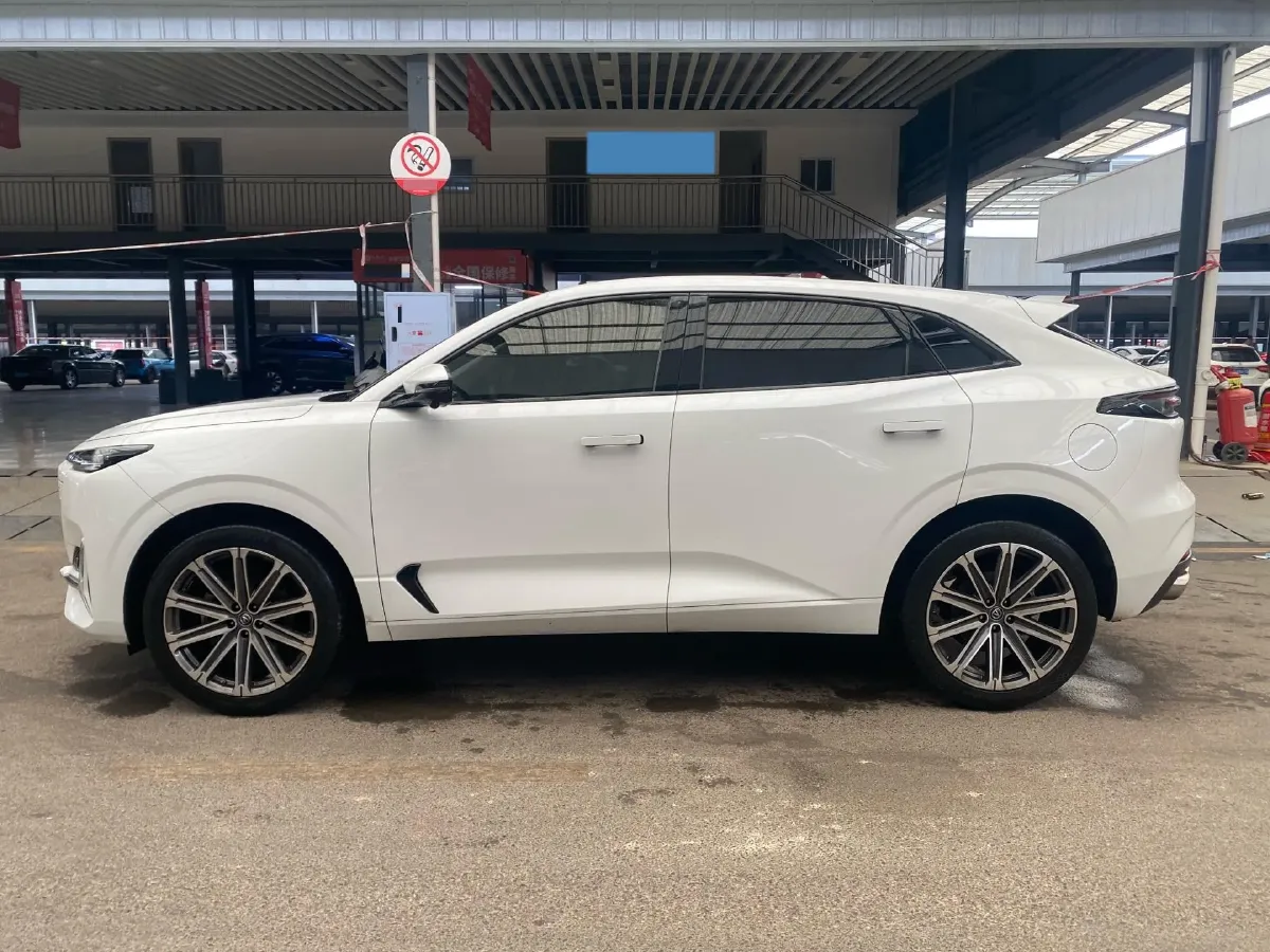 2021 ChangAn UNI-K 2.0T 233HP L4 8AT,autocango,china used car exporter,china ev exporter,chinese used car exporter,chinese used ev exporter