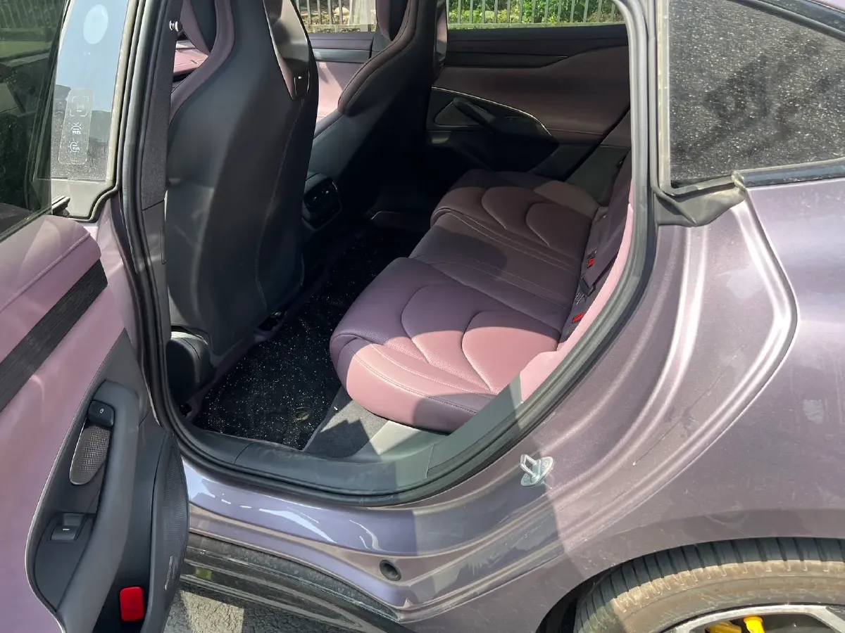 2024 MI SU7 BEV 94.3KWH,autocango,china used car exporter,china ev exporter,chinese used car exporter,chinese used ev exporter