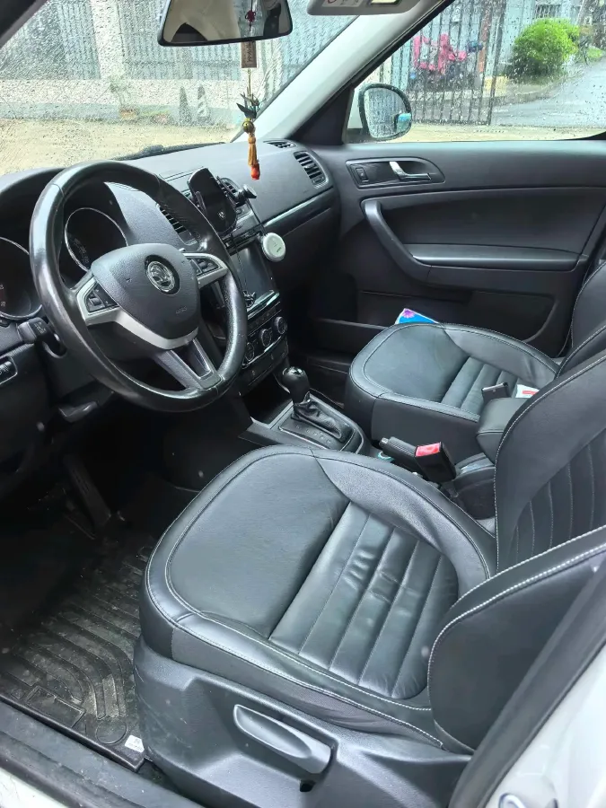 2017 Skoda Yeti 1.4T 150HP L4 7DCT,autocango,china used car exporter,china ev exporter,chinese used car exporter,chinese used ev exporter