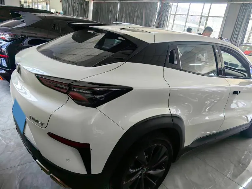 2020 ChangAn UNI-T 1.5T 180HP L4 7DCT,autocango,china used car exporter,china ev exporter,chinese used car exporter,chinese used ev exporter