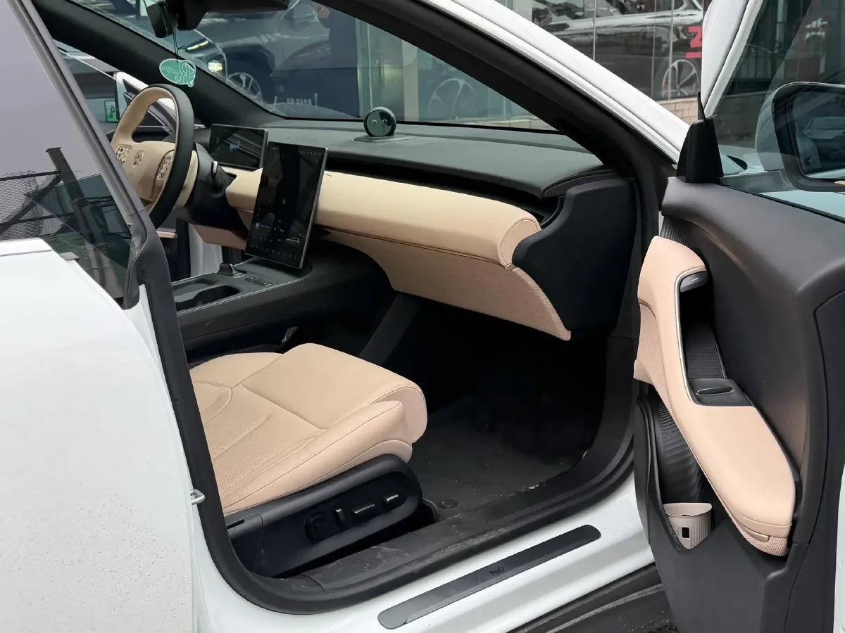 2024 NIO ET5T BEV 75KWH,autocango,china used car exporter,china ev exporter,chinese used car exporter,chinese used ev exporter