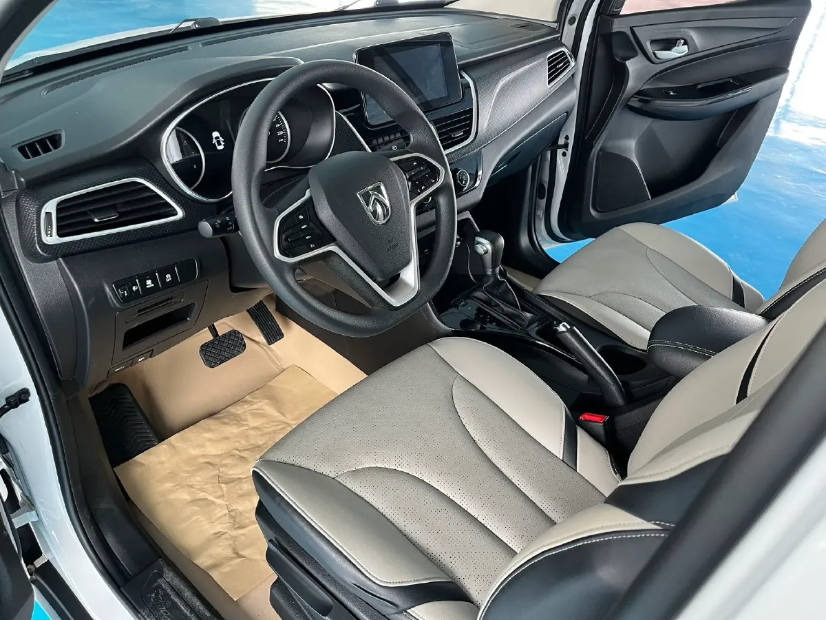 2021 BaoJun 730 1.5T 147HP L4 CVT,autocango,china used car exporter,china ev exporter,chinese used car exporter,chinese used ev exporter