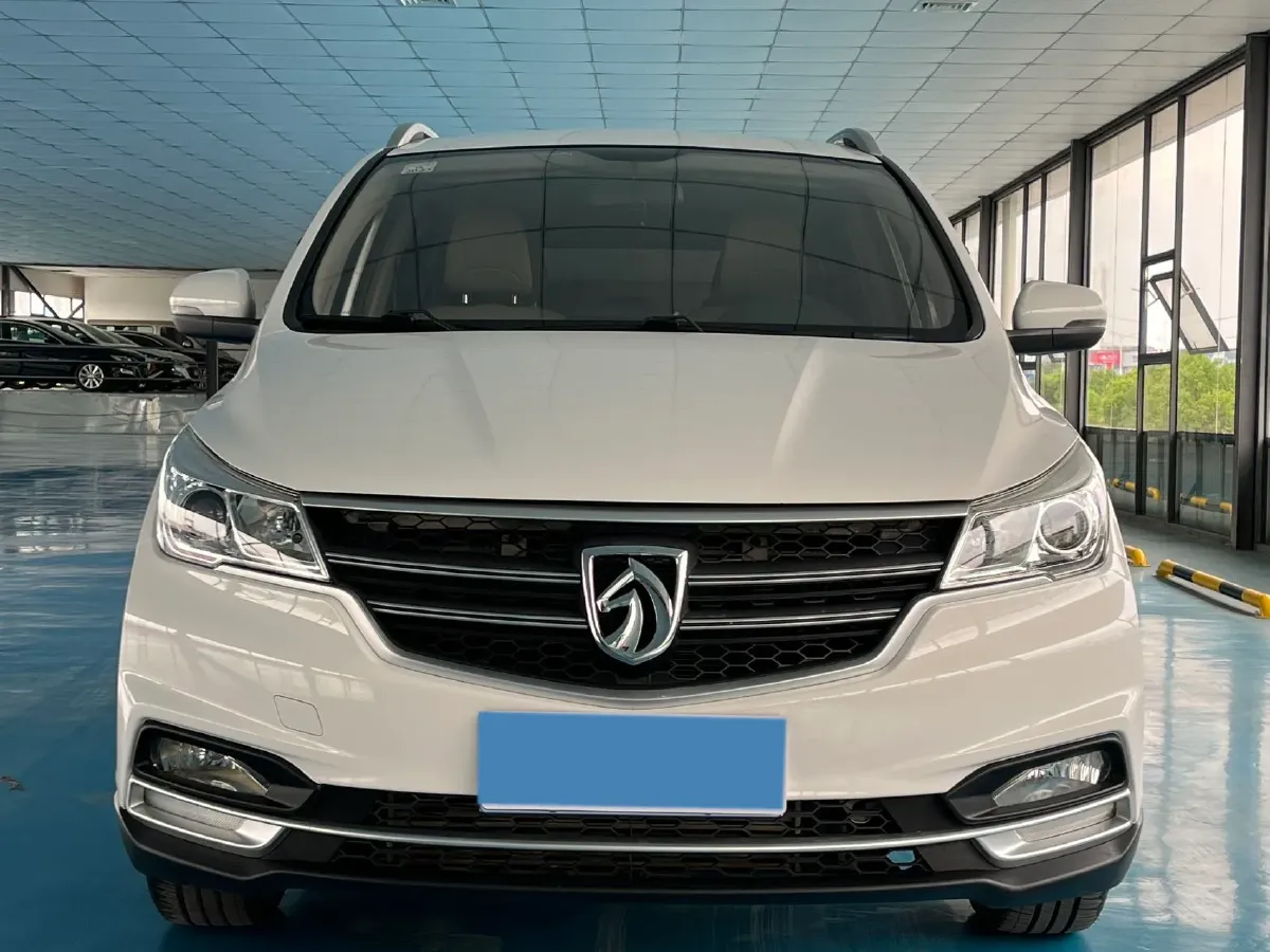 2021 BaoJun 730 1.5T 147HP L4 CVT,autocango,china used car exporter,china ev exporter,chinese used car exporter,chinese used ev exporter