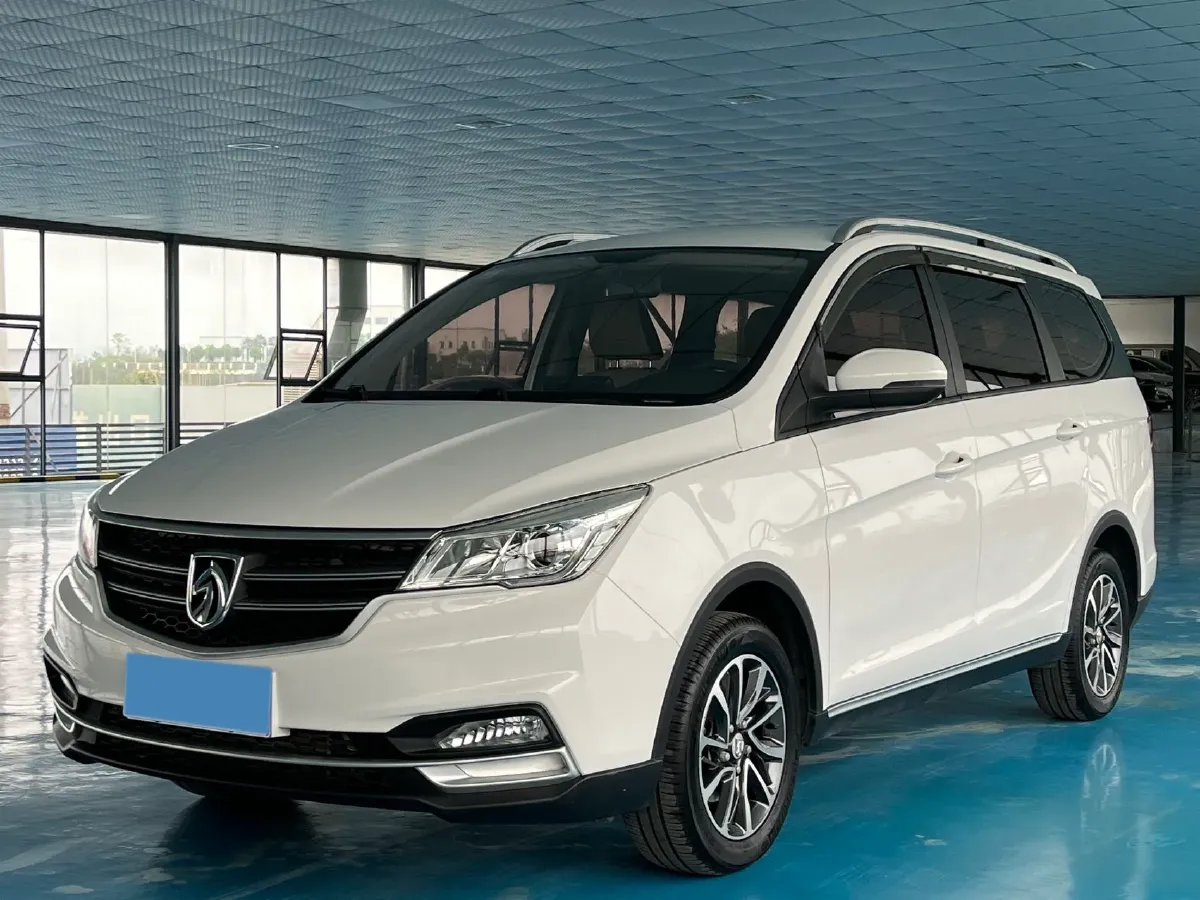 2021 BaoJun 730 1.5T 147HP L4 CVT,autocango,china used car exporter,china ev exporter,chinese used car exporter,chinese used ev exporter