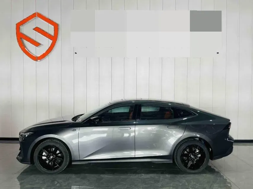 2023 ChangAn UNI-V iDD 1.5T 170HP L4 6TCT PHEV 18.4KWH,autocango,china used car exporter,china ev exporter,chinese used car exporter,chinese used ev exporter