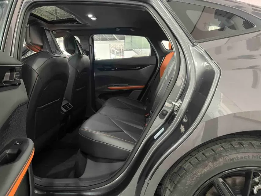 2023 ChangAn UNI-V iDD 1.5T 170HP L4 6TCT PHEV 18.4KWH,autocango,china used car exporter,china ev exporter,chinese used car exporter,chinese used ev exporter