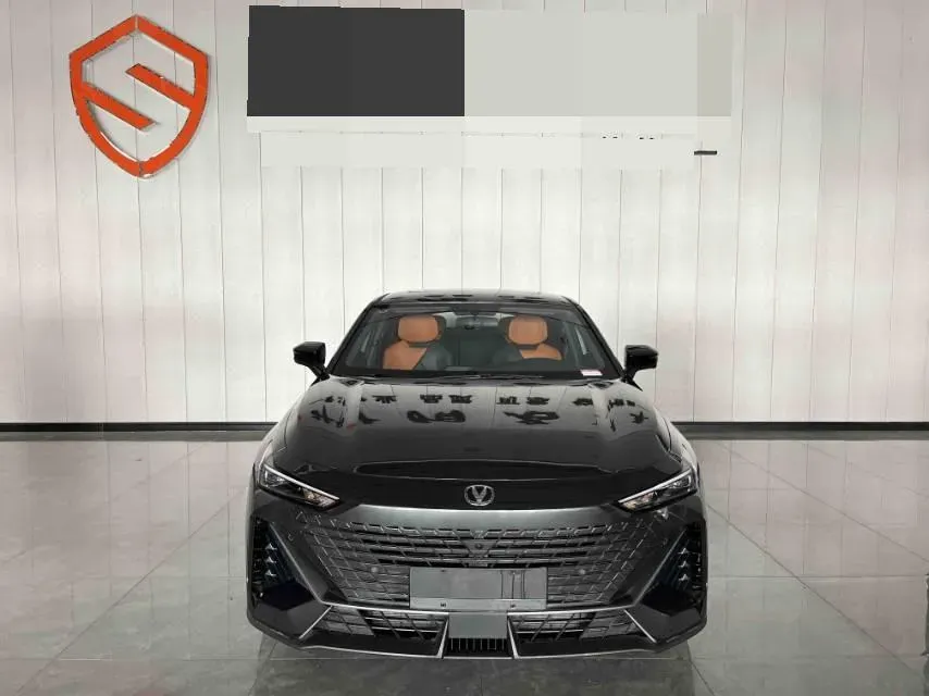 2023 ChangAn UNI-V iDD 1.5T 170HP L4 6TCT PHEV 18.4KWH,autocango,china used car exporter,china ev exporter,chinese used car exporter,chinese used ev exporter