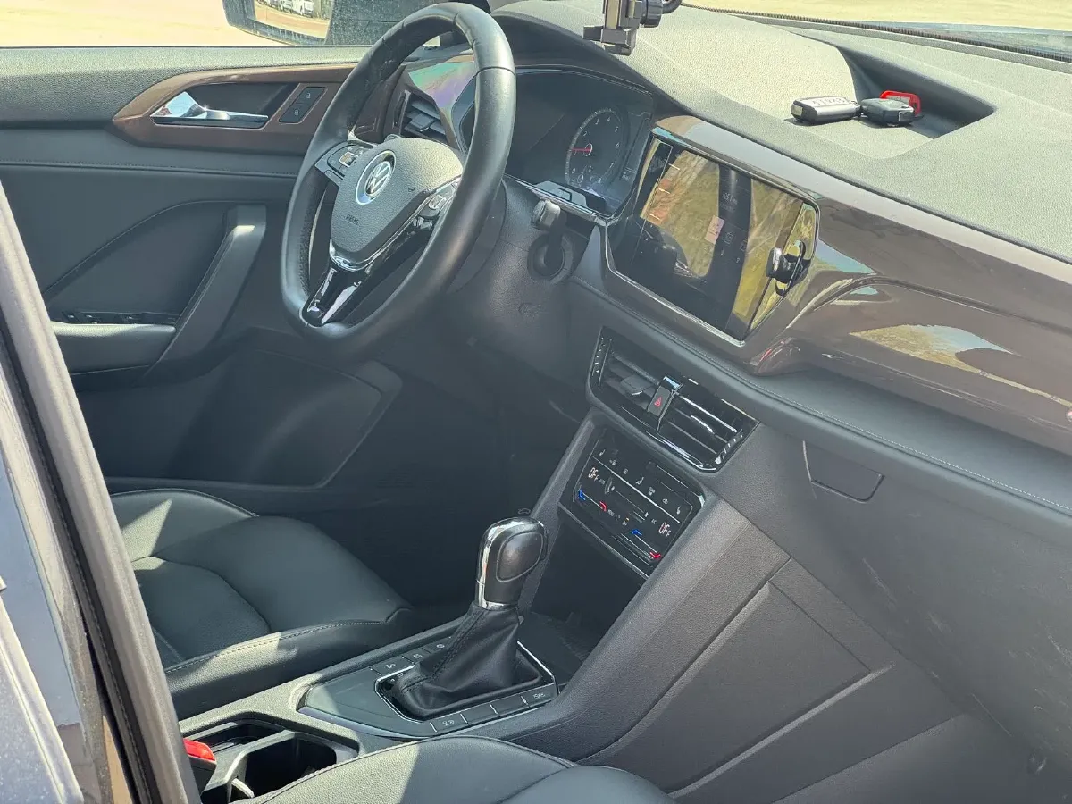 2021 Volkswagen Tharu 1.4T 150HP L4 7DCT,autocango,china used car exporter,china ev exporter,chinese used car exporter,chinese used ev exporter