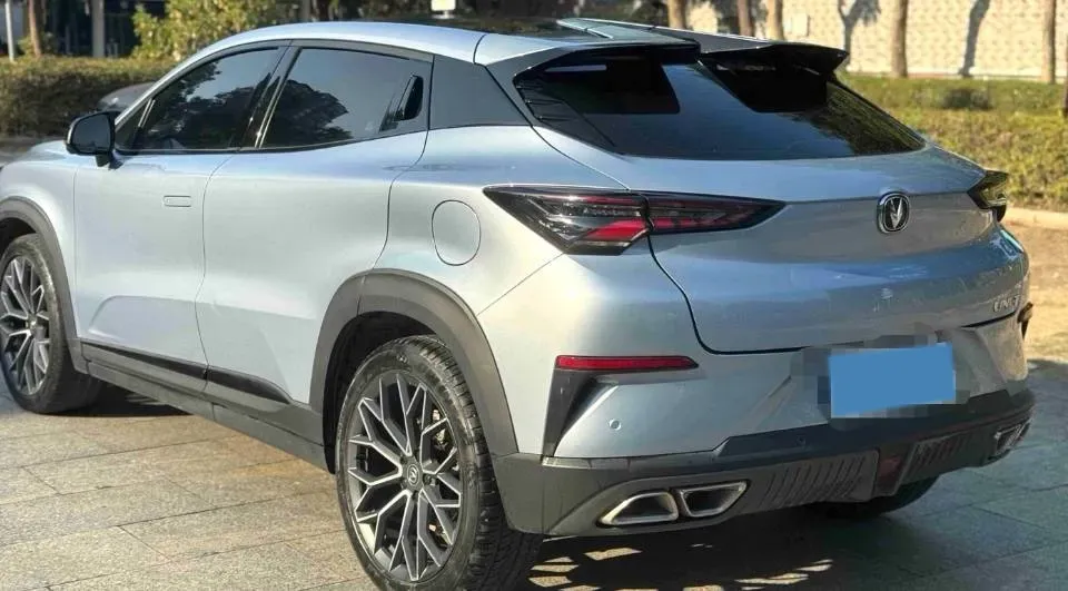 2022 ChangAn UNI-T 1.5T 188HP L4 7DCT,autocango,china used car exporter,china ev exporter,chinese used car exporter,chinese used ev exporter