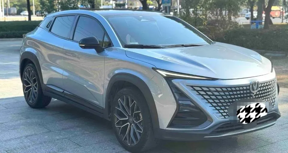 2022 ChangAn UNI-T 1.5T 188HP L4 7DCT,autocango,china used car exporter,china ev exporter,chinese used car exporter,chinese used ev exporter