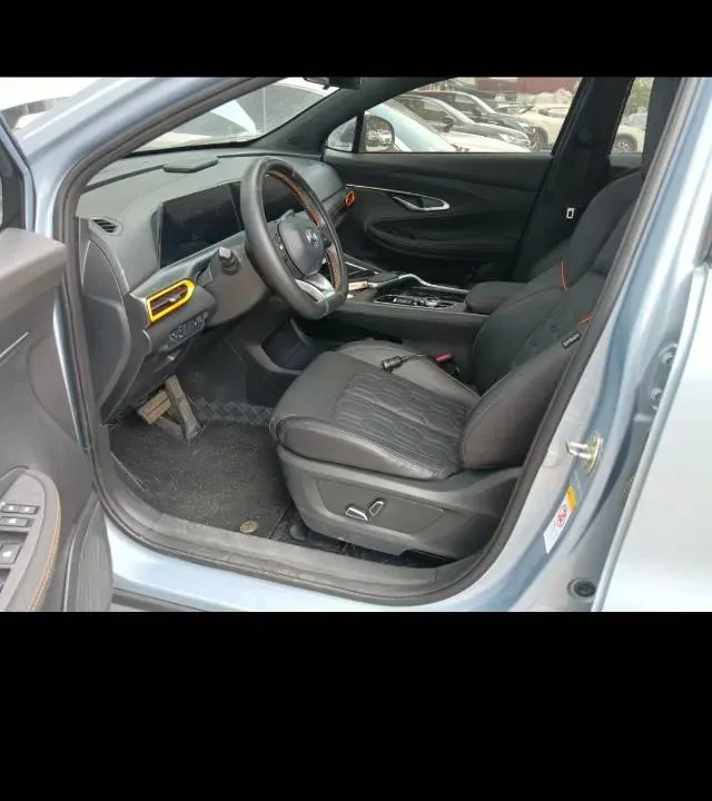 2022 ChangAn UNI-T 1.5T 188HP L4 7DCT,autocango,china used car exporter,china ev exporter,chinese used car exporter,chinese used ev exporter