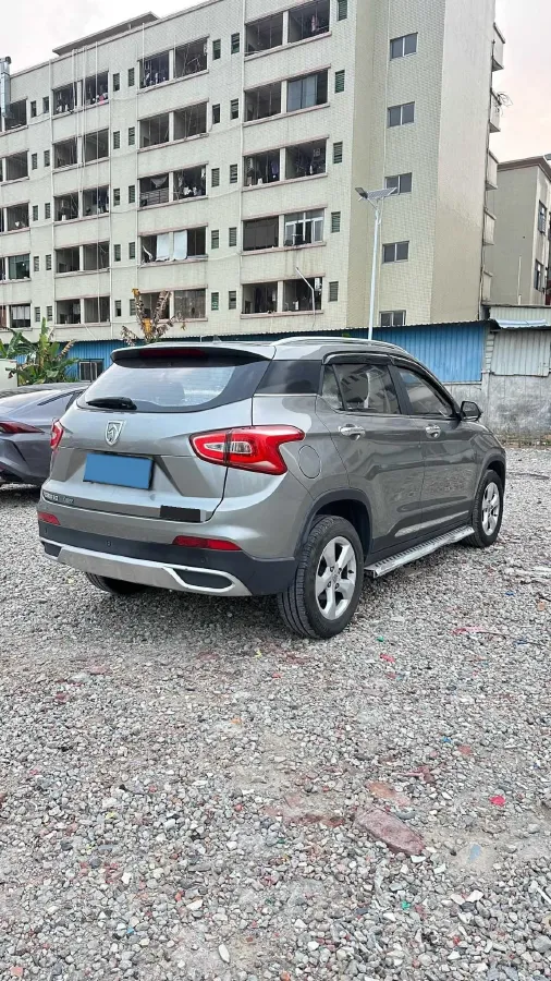 2017 HaiMa S5 Young Edition 1.6L 122HP L4 5MT,autocango,china used car exporter,china ev exporter,chinese used car exporter,chinese used ev exporter