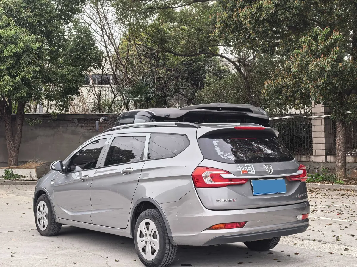 2019 JinBei XinYuan T32S 1.5L 102HP L4 5MT,autocango,china used car exporter,china ev exporter,chinese used car exporter,chinese used ev exporter