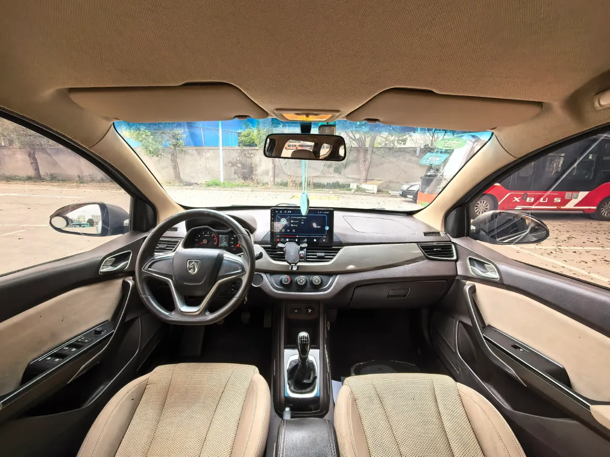 2019 JinBei XinYuan T32S 1.5L 102HP L4 5MT,autocango,china used car exporter,china ev exporter,chinese used car exporter,chinese used ev exporter