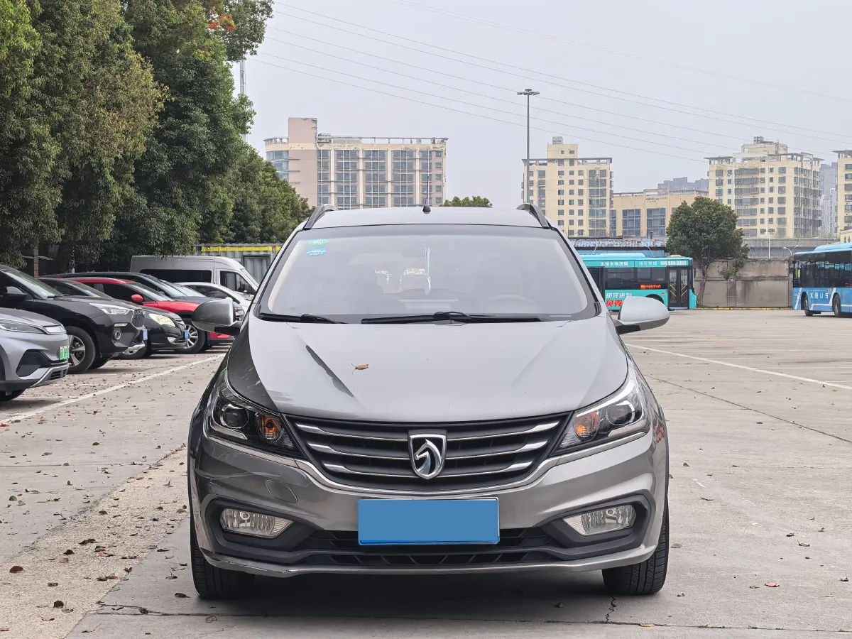 2019 JinBei XinYuan T32S 1.5L 102HP L4 5MT,autocango,china used car exporter,china ev exporter,chinese used car exporter,chinese used ev exporter