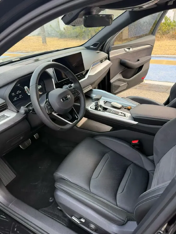 2024 Geely Preface 2.0T 190HP L4 7DCT,autocango,china used car exporter,china ev exporter,chinese used car exporter,chinese used ev exporter