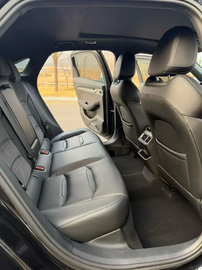 2024 Geely Preface 2.0T 190HP L4 7DCT,autocango,china used car exporter,china ev exporter,chinese used car exporter,chinese used ev exporter