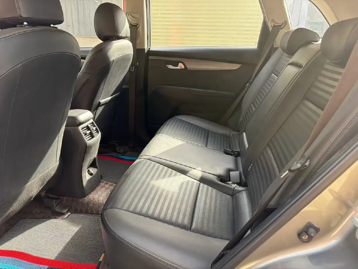 2018 Kia Sportage R 2.0L 160HP L4 6AT,autocango,china used car exporter,china ev exporter,chinese used car exporter,chinese used ev exporter