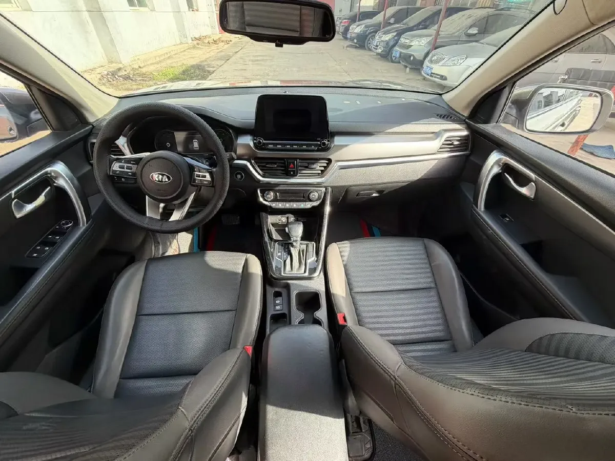 2018 Kia Sportage R 2.0L 160HP L4 6AT,autocango,china used car exporter,china ev exporter,chinese used car exporter,chinese used ev exporter