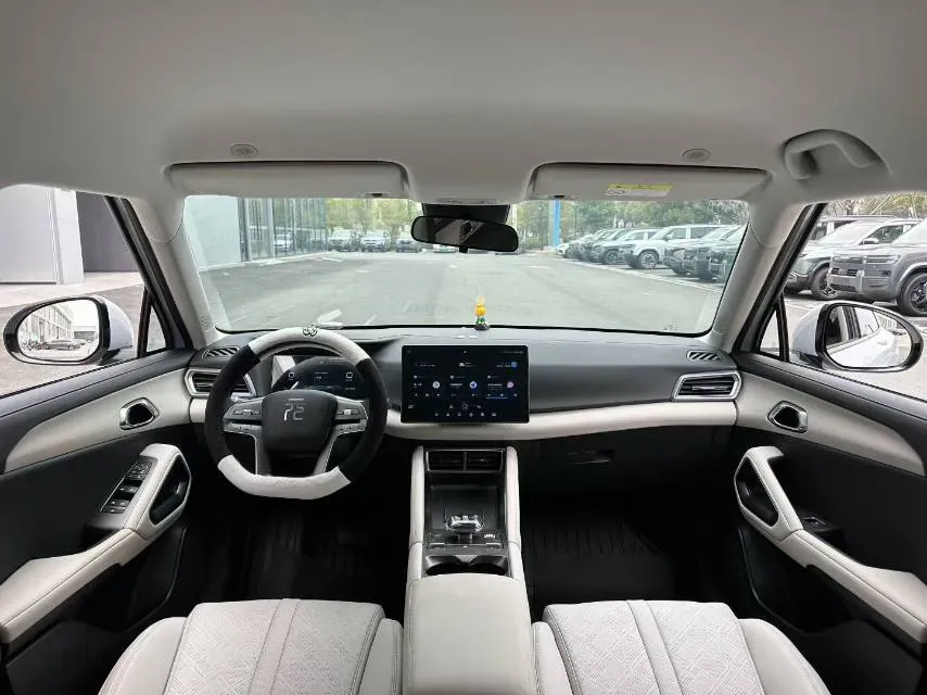 2024 BYD YuanUP BEV 45.12KWH,autocango,china used car exporter,china ev exporter,chinese used car exporter,chinese used ev exporter