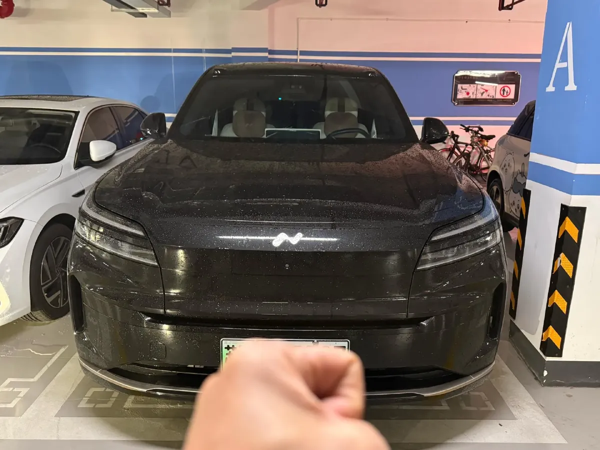 2025 ONVO L90 BEV,autocango,china used car exporter,china ev exporter,chinese used car exporter,chinese used ev exporter