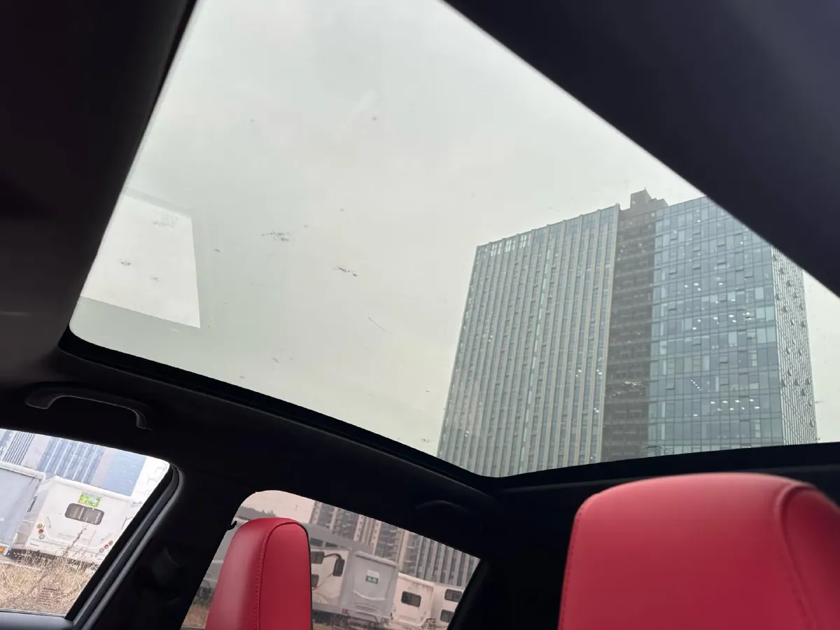 2020 ChangAn UNI-T 1.5T 180HP L4 7DCT,autocango,china used car exporter,china ev exporter,chinese used car exporter,chinese used ev exporter